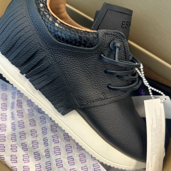 Esse esse shoes